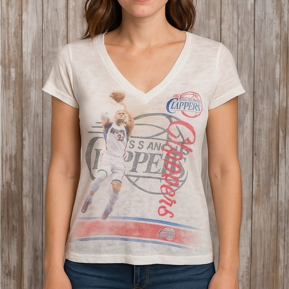 LA Clippers Blake Griffin Burnout Tee Womenâs Medium V-Neck NBA Shirt